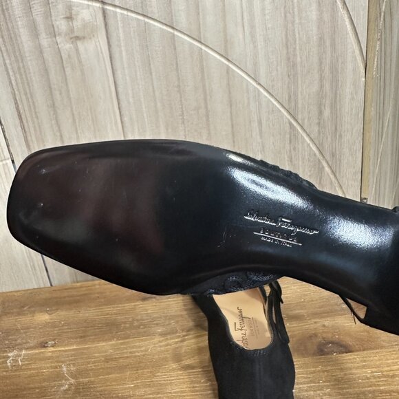 Salvatore Ferragamo Black Suede Square Close Toed Vintage Coquette Block Heels 9 - Picture 8 of 8